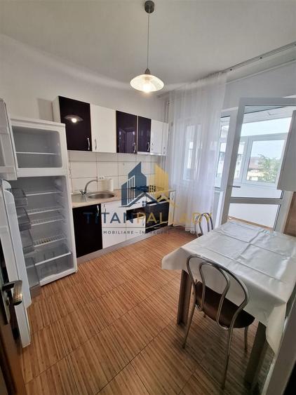 Apartament cu 2 camere decomandat în Berceni