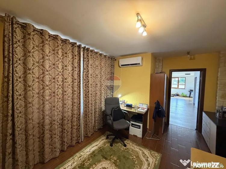 Casă cu 4 camere cu Teren 2500 Mp în Bolotești