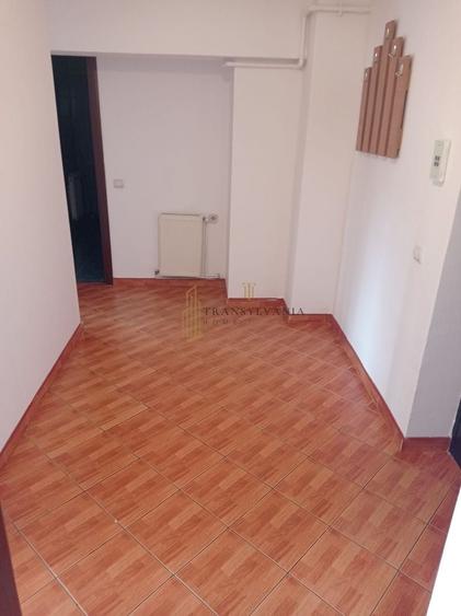Apartament 2 camere de închiriat – zonă centrală - 7