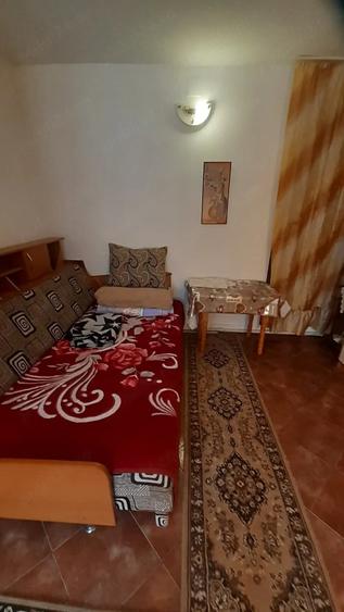 Garsonieră decomandată în Micro 5