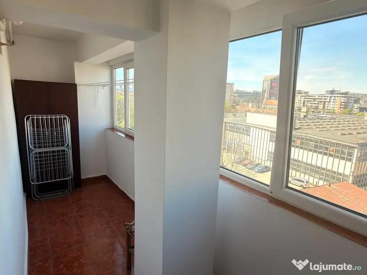 Apartament cu 3 camere decomandat în Mărăști