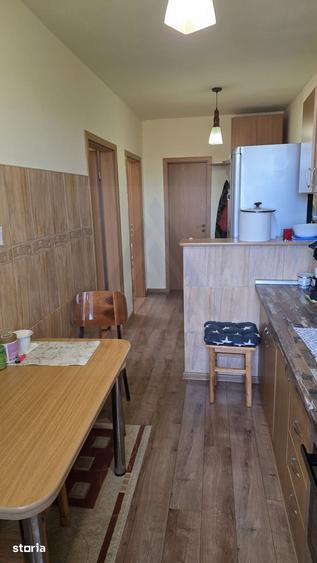 Apartament cu 2 camere decomandat, mobilat în Lazaret