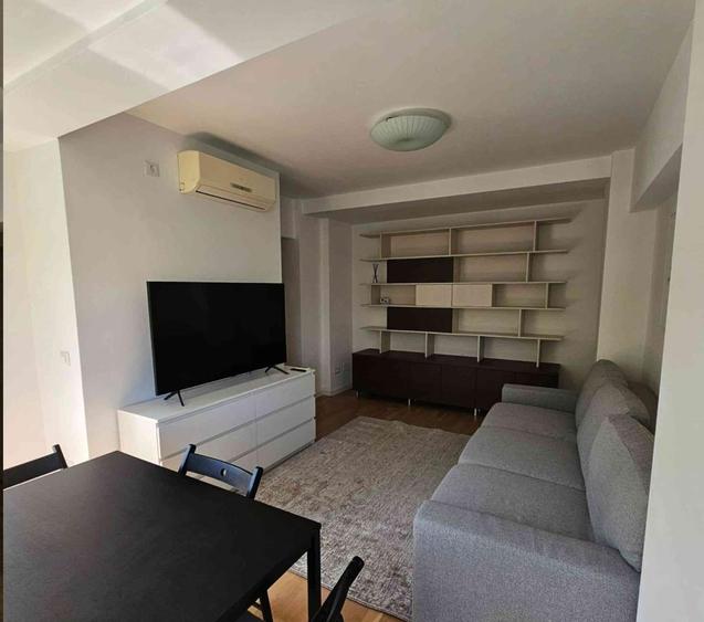 Apartament cu 2 camere decomandat în Tineretului