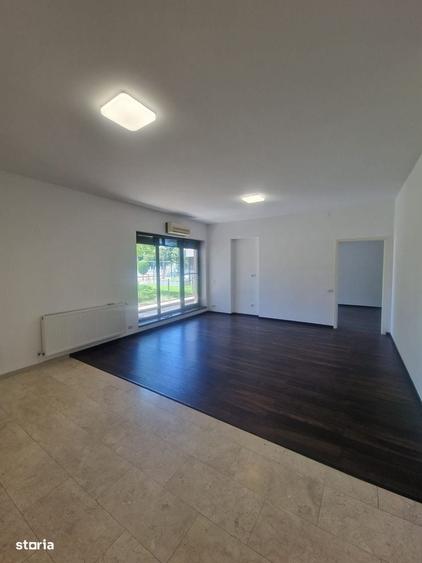 Apartament cu 4 camere în Central