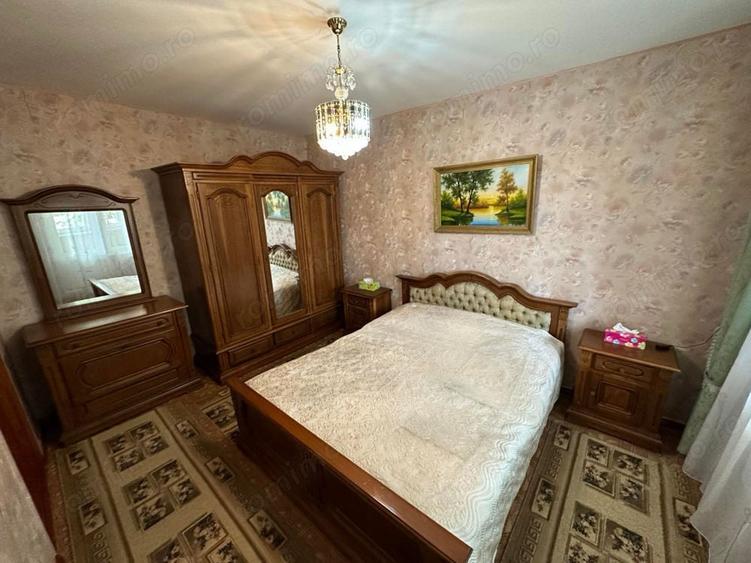 Apartament cu 3 camere în Constructorilor