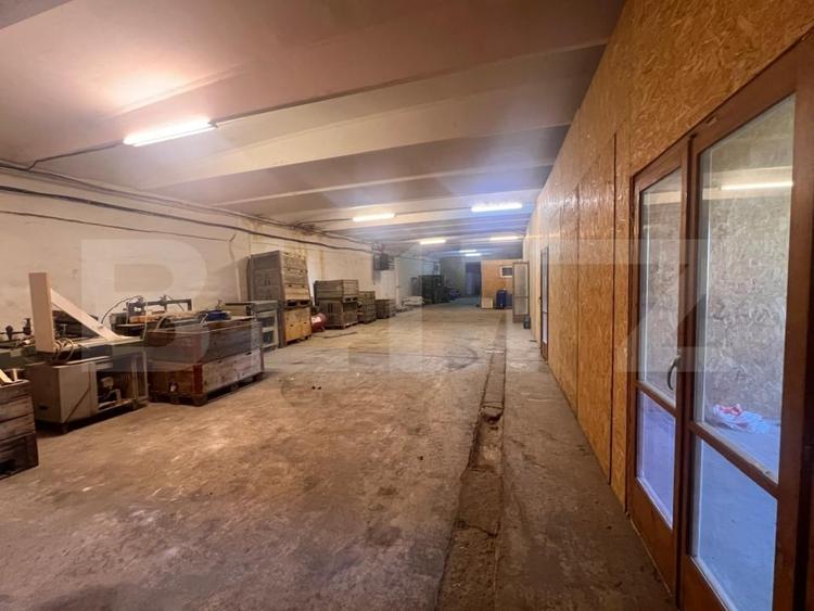 Spațiu industrial, de 800 mp, în Bucovăț
