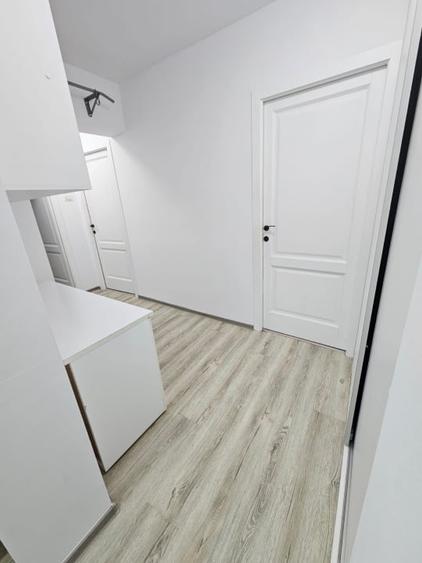 Apartament cu 3 camere decomandat, mobilat în Tomis II