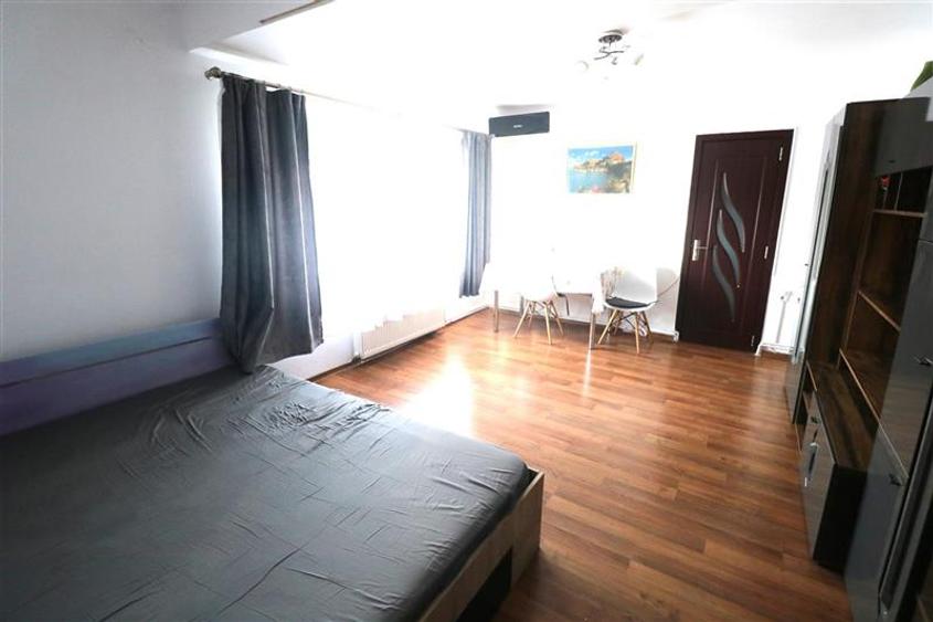 Garsonieră decomandată în Complex Studențesc