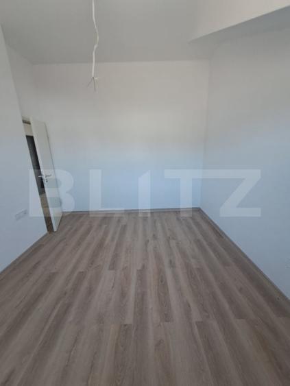 Apartament 3 camere, openspace, cu parcare Sanpetru - 4