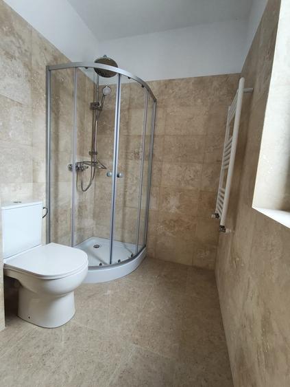 Duplex cu 5 camere cu Canalizare în Chiajna