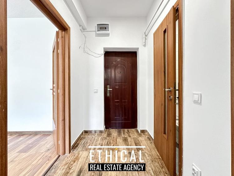 Apartament cu 2 camere decomandat în Regie