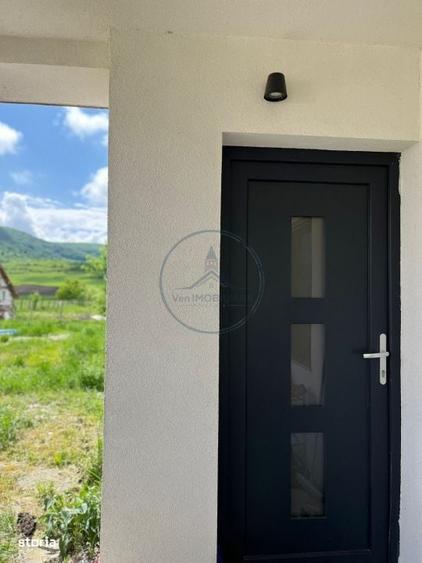 Casă cu 2 camere cu Teren 2000 Mp în Arcalia