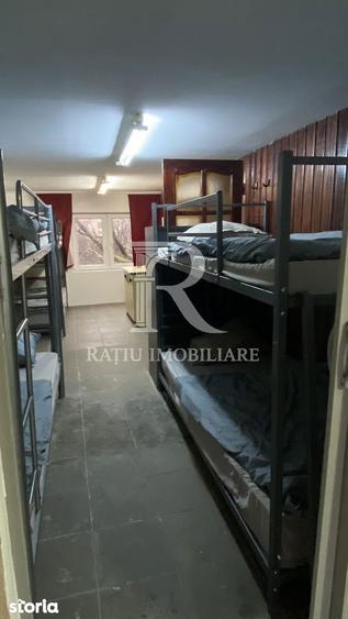 Casă cu 6 camere cu Teren 2582 Mp în Episcopia Bihorului