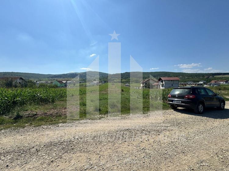 Teren Construcții intravilan de 5100 mp, în Micești