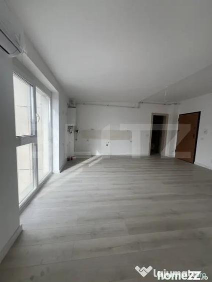 Apartament cu 3 camere decomandat în Cetății