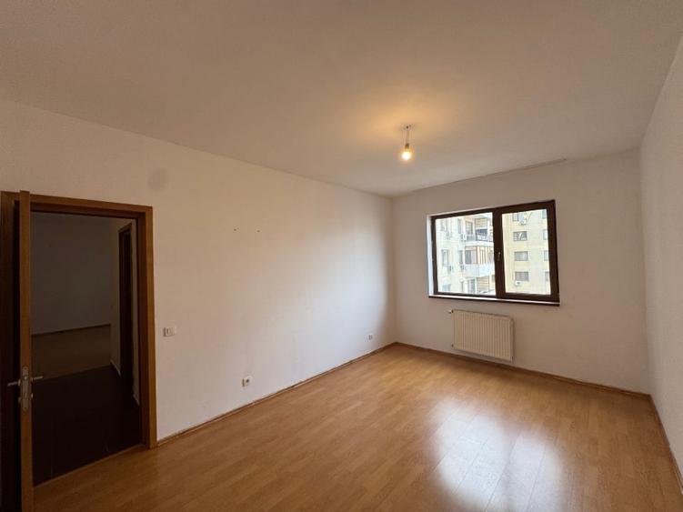 Apartament cu 2 camere decomandat în Mihai Bravu