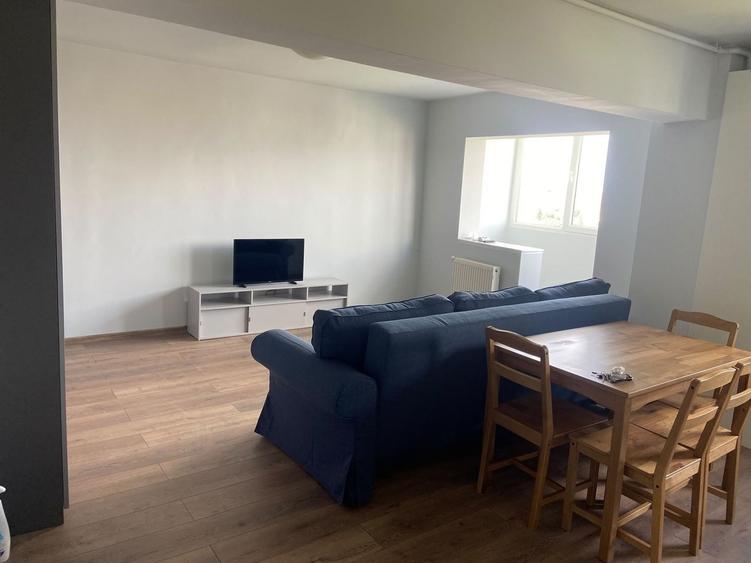 Apartament cu 2 camere semidecomandat, mobilat în Circumvalațiunii