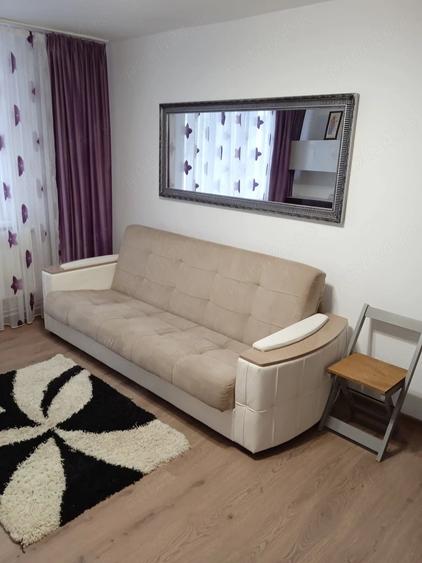 Apartament cu 2 camere semidecomandat în Calea Romanului
