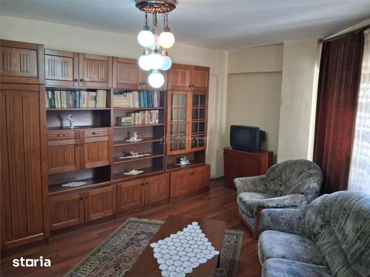 Apartament cu 2 camere decomandat în Micro IV
