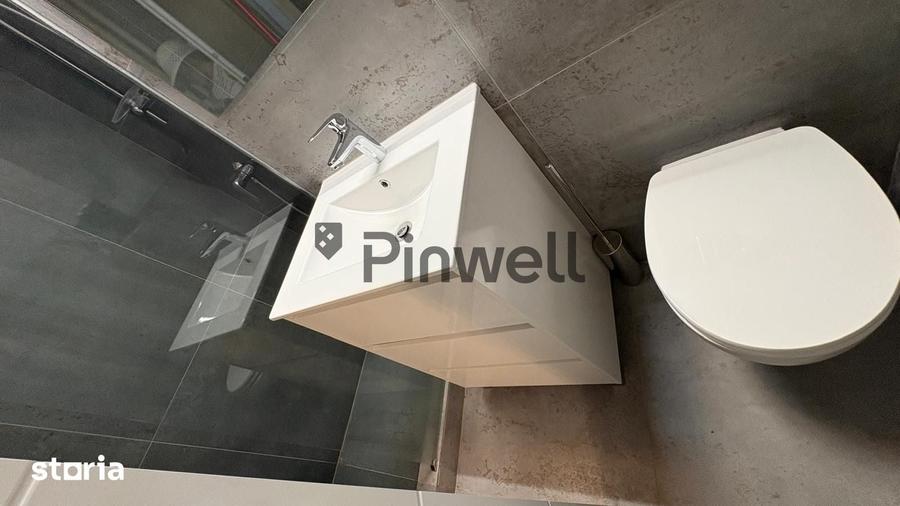 Apartament cu 5 camere decomandat în Obor