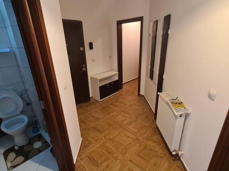Apartament cu 2 camere semidecomandat, mobilat în Fundeni