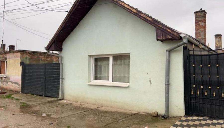 Casa si teren-Sebes, jud. Alba-Id R1995078- 04.12 - 4