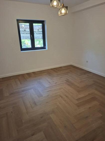 Casă cu 6 camere cu Teren 540 Mp în Central