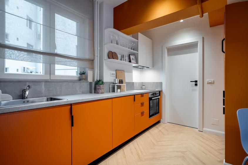 Apartament cu 2 camere semidecomandat în Calea Victoriei