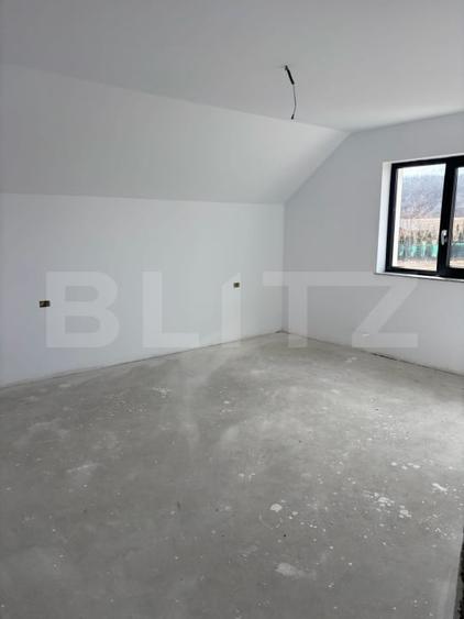 Casă individuală 167 mp utili | 4 dormitoare | garaj | teren 400 mp | Ipotești - 6