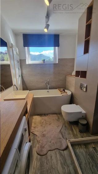 Apartament cu 3 camere, mobilat în Brașovul Vechi