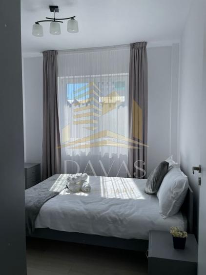 Apartament cu 3 camere decomandat, mobilat în Zorilor