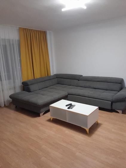 Apartament cu 2 camere decomandat în Exterior Vest