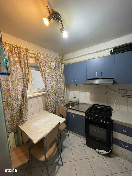 Apartament cu 3 camere decomandat în George Enescu