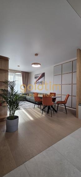 Apartament cu 3 camere decomandat, mobilat în Pipera