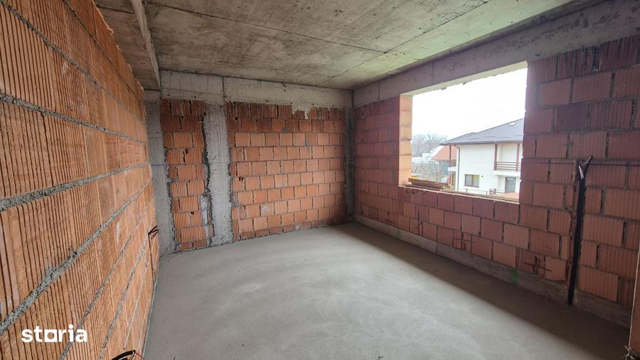 Casă cu 5 camere cu Teren 668 Mp în Mogoșoaia