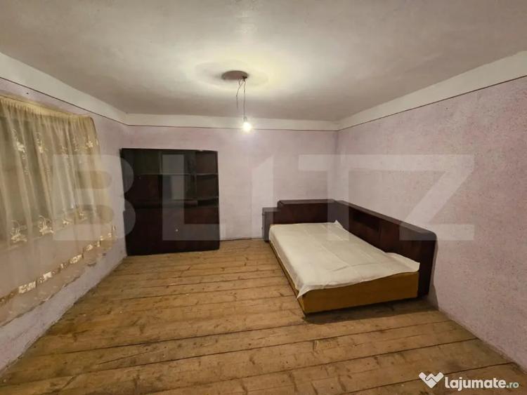 Casă cu 7 camere cu Teren 1855 Mp în Tomuțești