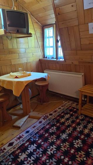 Hotel/Pensiune, de 400 mp, în Sat Vacanță