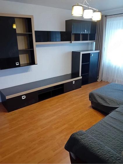 Apartament cu 2 camere decomandat, mobilat în Sebastian