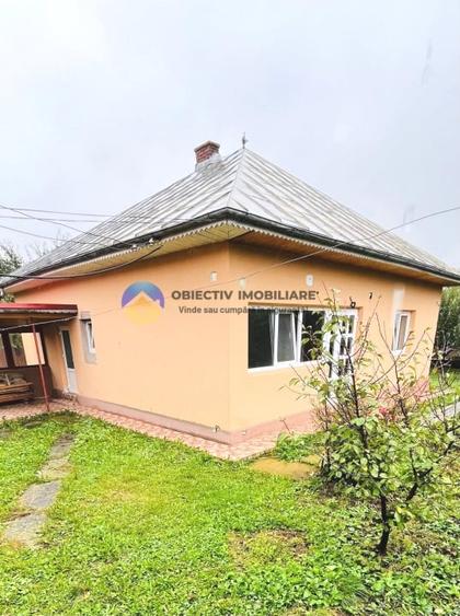 Casă cu 3 camere cu Teren 987 Mp în Războieni