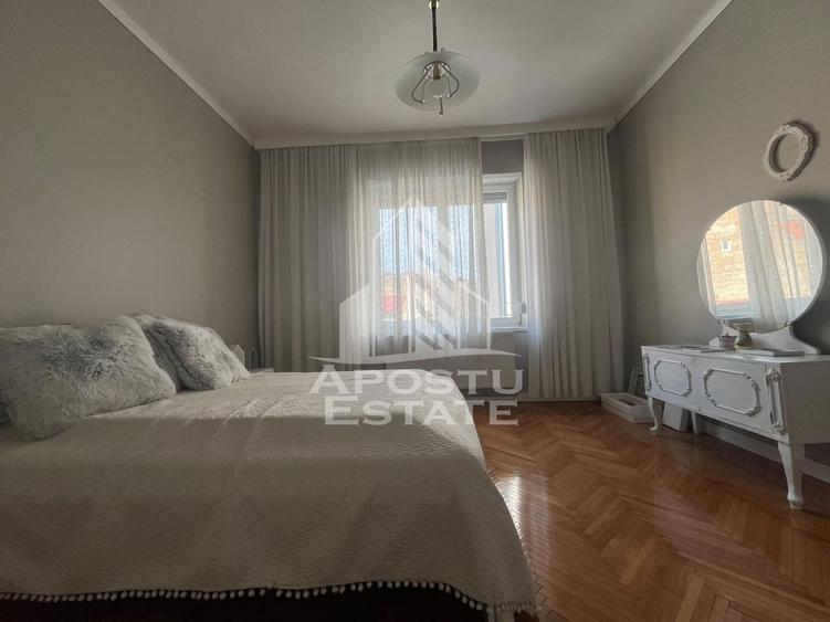 Apartament cu 6 camere decomandat, mobilat în Ultracentral