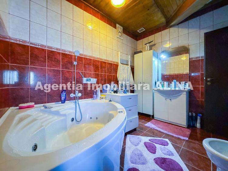 Casă cu 5 camere cu Teren 509 Mp în Central