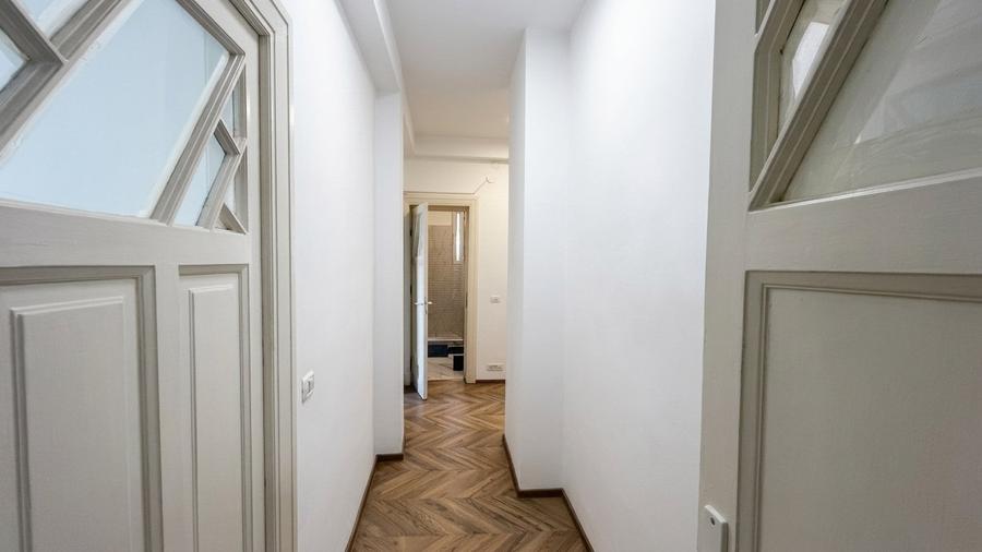 3 camere de inchiriat, Renovat, 94 mp utili, Metrou Piata Unirii - 10