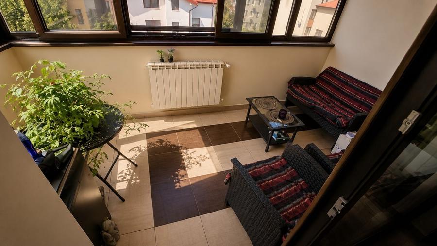 Apartament cu 2 camere decomandat în Palazu Mare