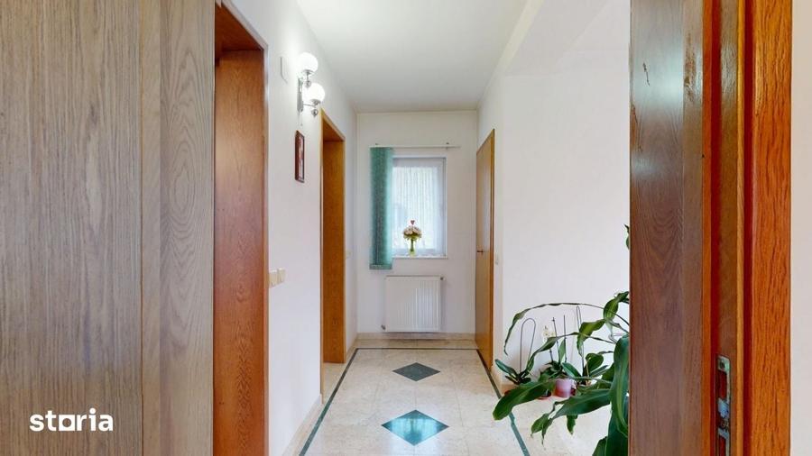 Casă cu 3 camere cu Teren 302 Mp în Central