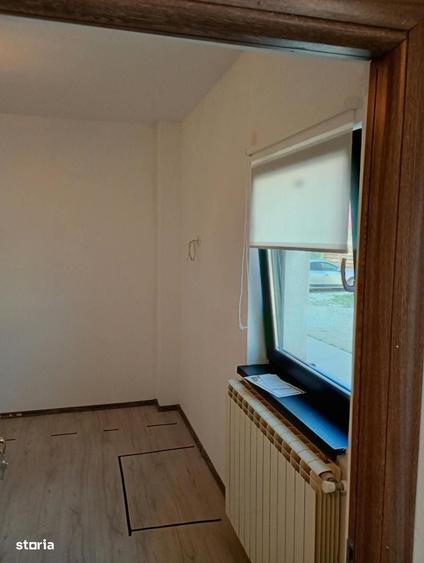 Apartament cu 3 camere în Bradu