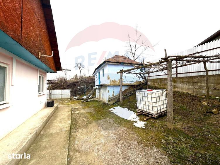 Casă cu 3 camere cu Teren 913 Mp în Gârleni