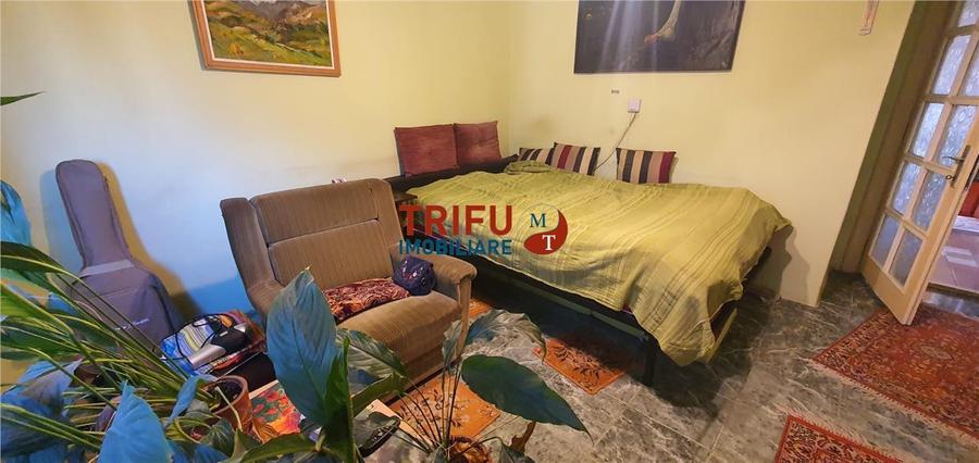Casă cu 6 camere cu Canalizare în Periferie