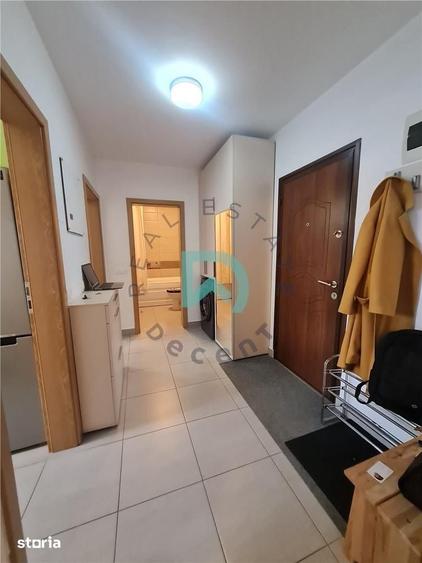 Apartament cu 2 camere decomandat în Tractorul