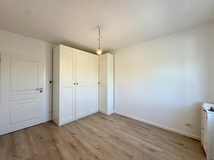 Duplex cu 4 camere cu Teren 240 Mp în Sânandrei