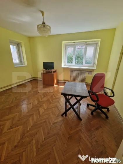Casă cu 4 camere cu Teren 470 Mp în Central